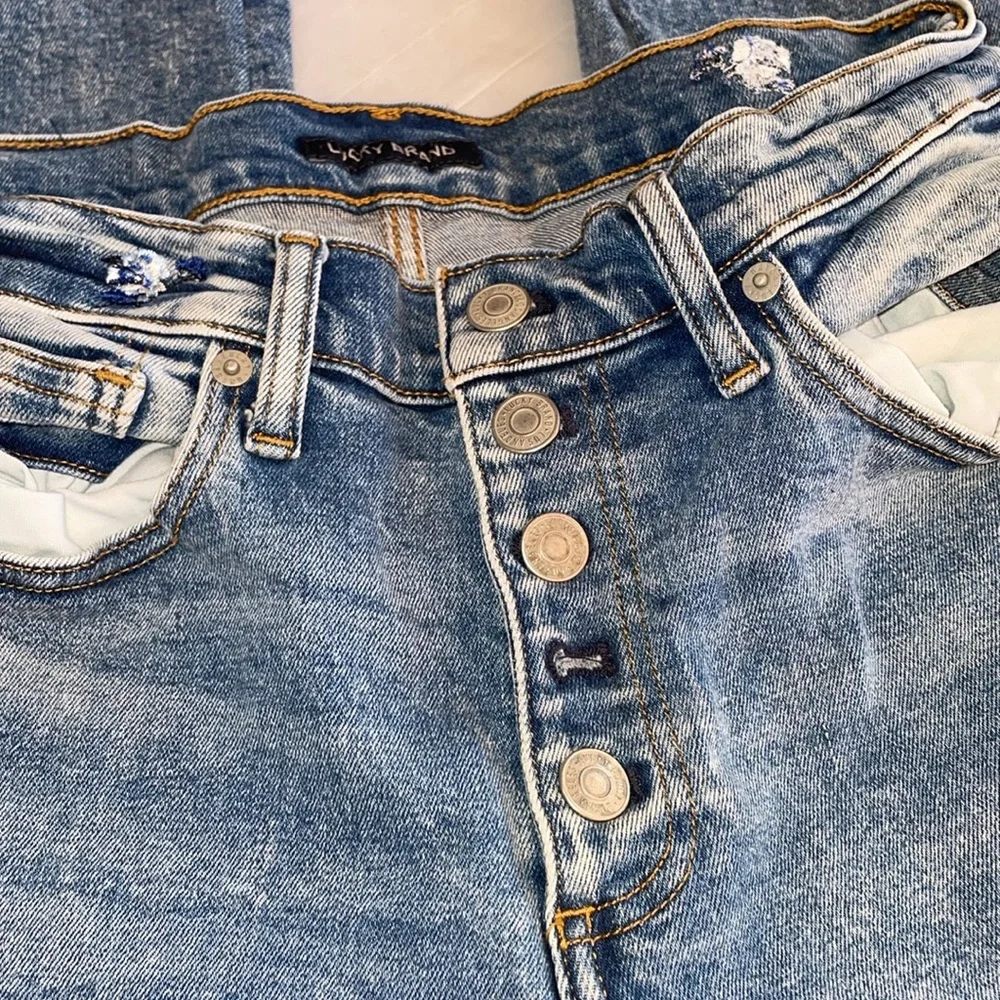 Jeans - Picture 2 of 5